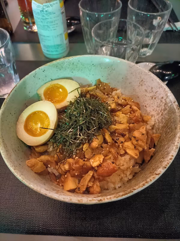 MaMa-Ya Ramen