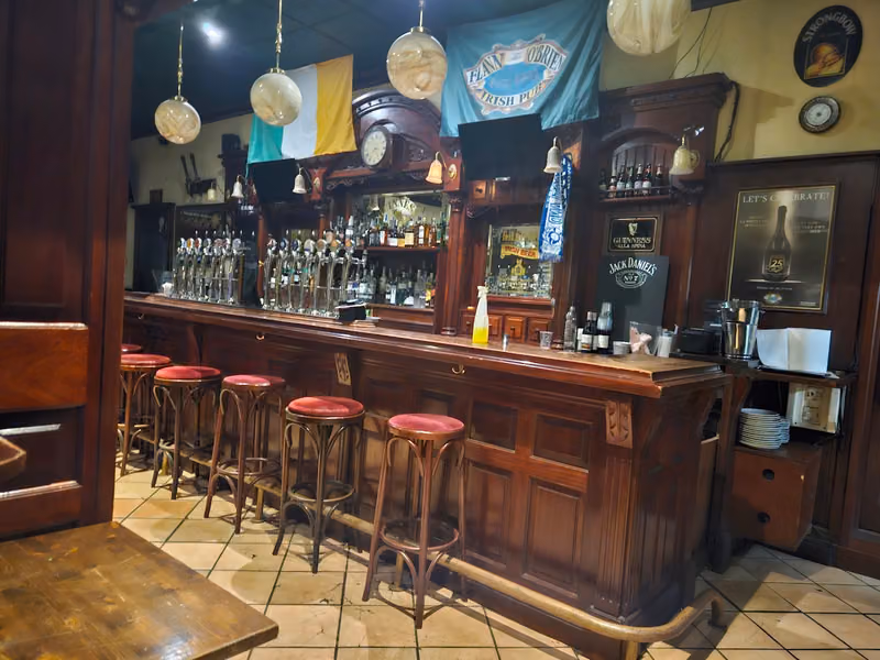 Flann O'Brien Irish Pub
