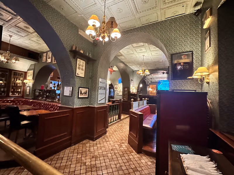 Flann O'Brien Irish Pub