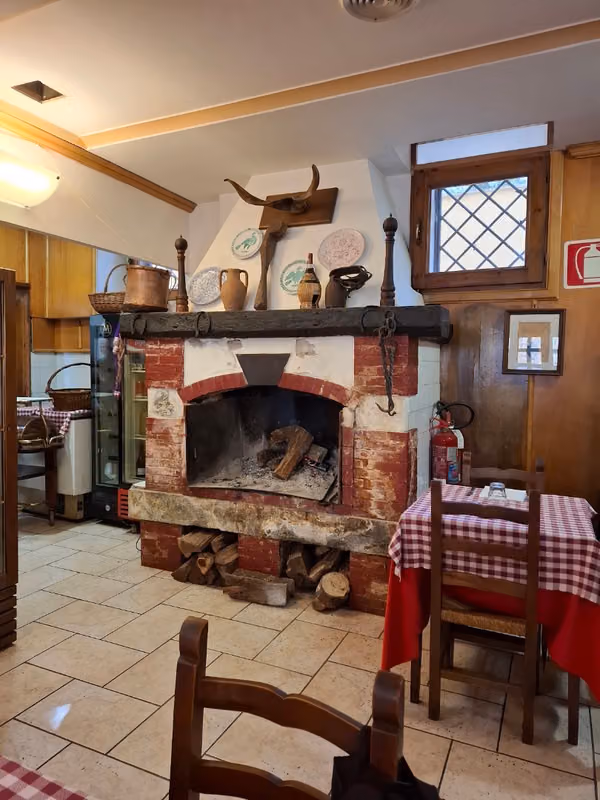 Hostaria Da Giulio Al Monumento