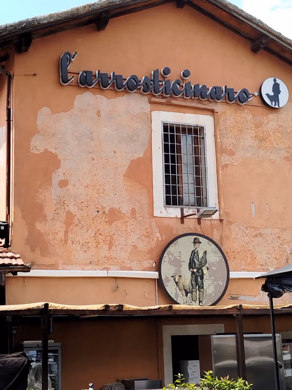 La facciata del casaletto