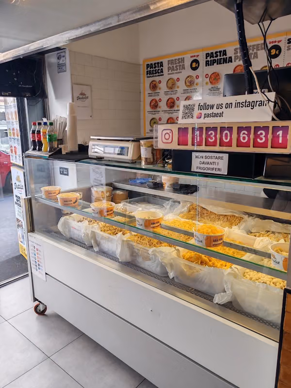 Pasta-Eat fast food
