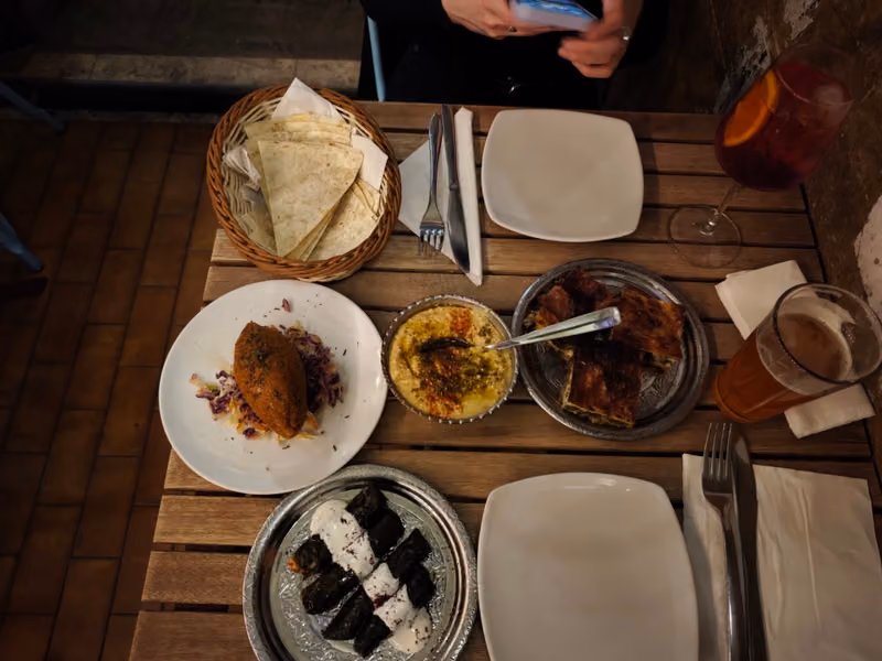 Bazar Taverna Curdo Meticcia