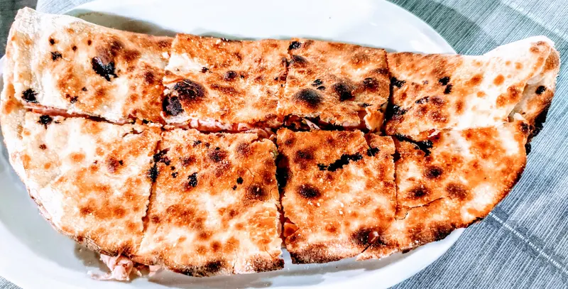 Pizza Smile mortadella e pistacchio