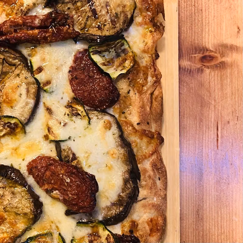 Pinsa alla parmigiana